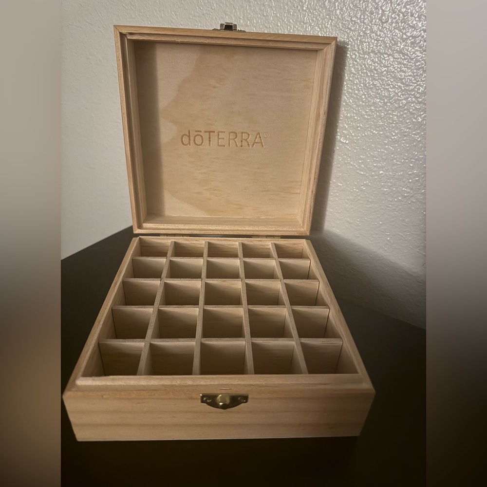 doTERRA Wooden Essential Oil Storage Box | 25 Bottle Organizer Case
